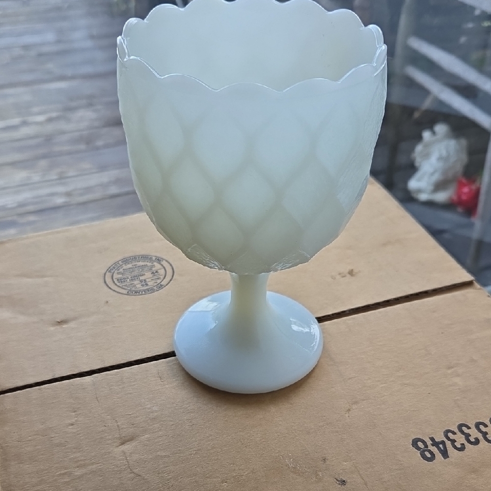 Elegant White Milk Glaaa Compote Globet  Vintage. Mcm